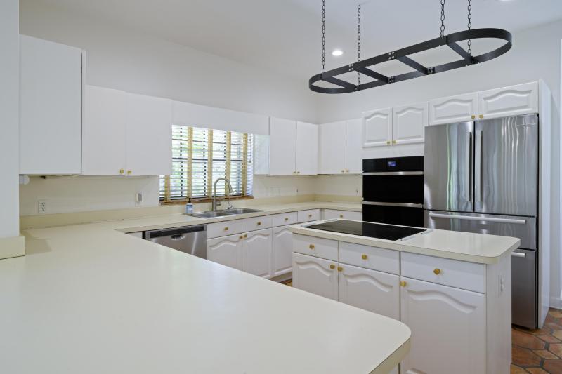  Single Family Homes Photo 8:  Palm Beach,  FL 33480