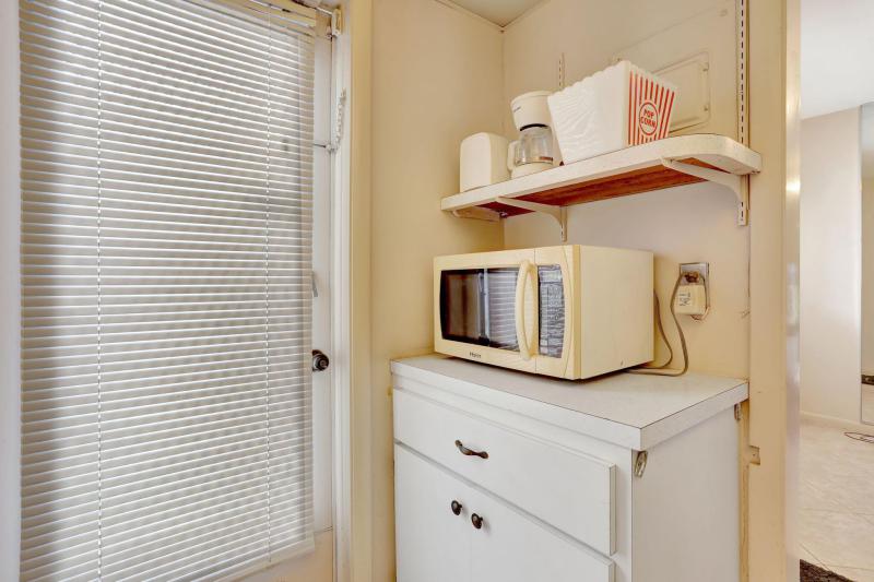  Condo & Townhome Photos