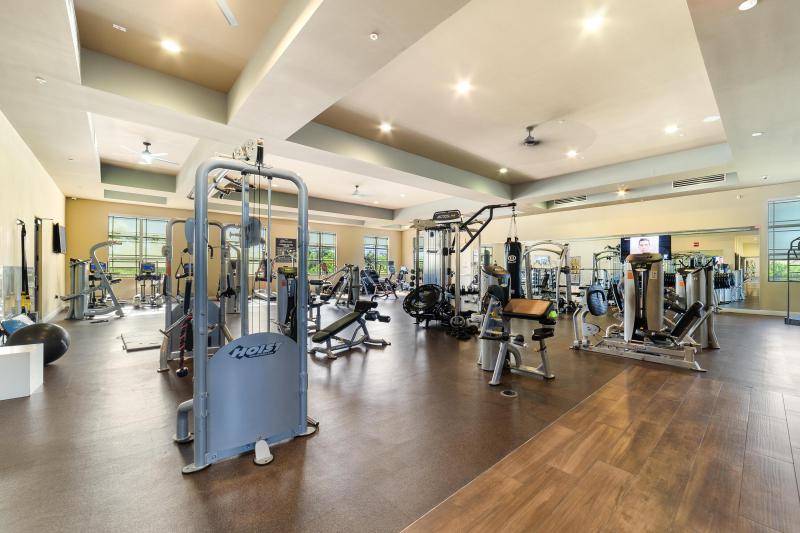  Condo & Townhome Photos