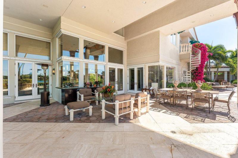  Single Family Homes Photo 12:  Palm Beach Gardens,  FL 33410