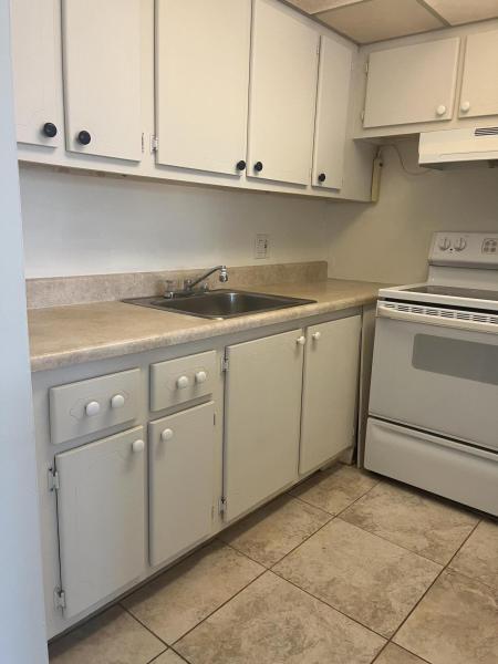  Condo & Townhome Photos