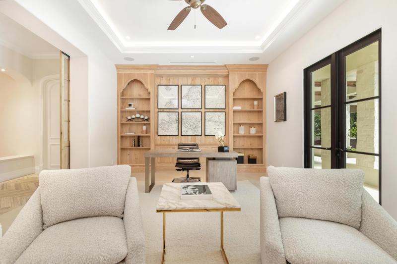  Single Family Homes Photo 12:  Palm Beach,  FL 33480