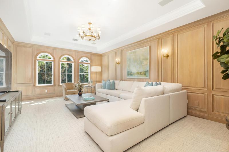  Single Family Homes Photo 29:  Palm Beach,  FL 33480