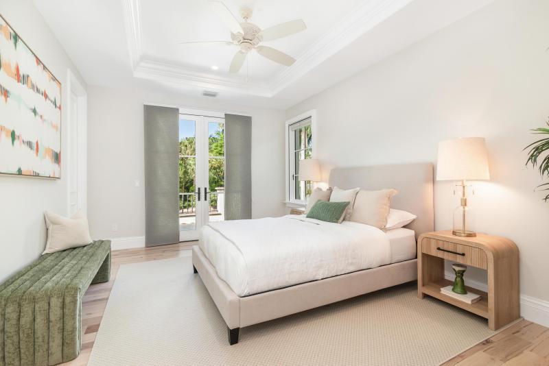  Single Family Homes Photo 32:  Palm Beach,  FL 33480
