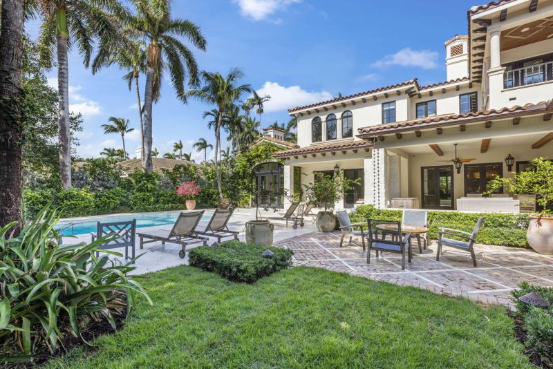  Single Family Homes Photo 45:  Palm Beach,  FL 33480