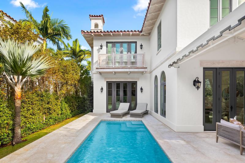  Single Family Homes Photo 11:  Palm Beach,  FL 33480
