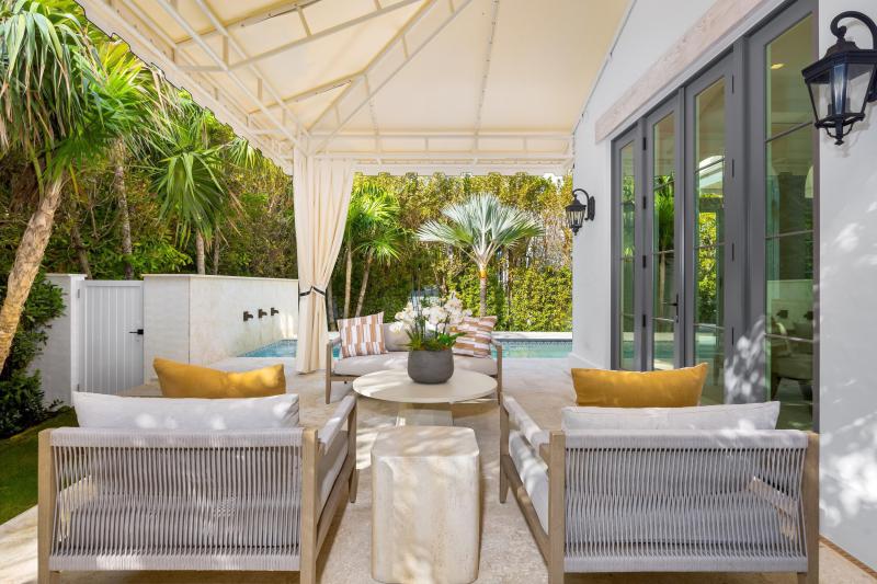  Single Family Homes Photo 15:  Palm Beach,  FL 33480