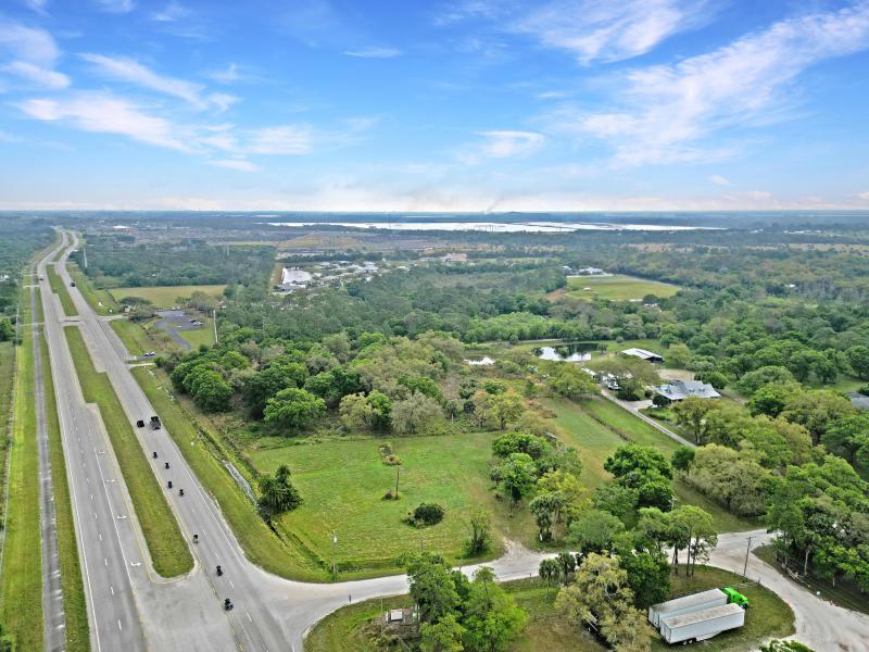  Commercial & Industrial Land Images 