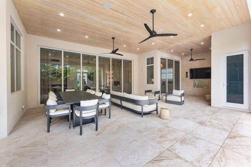  Single Family Homes Photo 14:  Boca Raton,  FL 33432