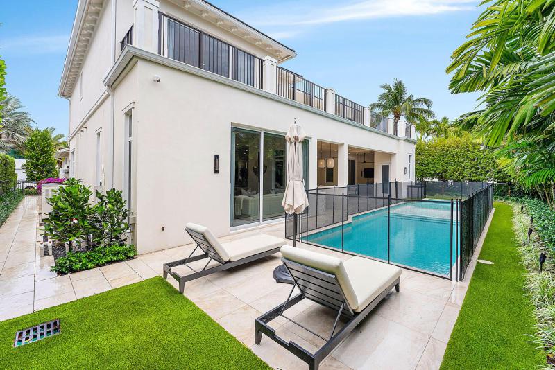  Single Family Homes Photo 18:  Boca Raton,  FL 33432