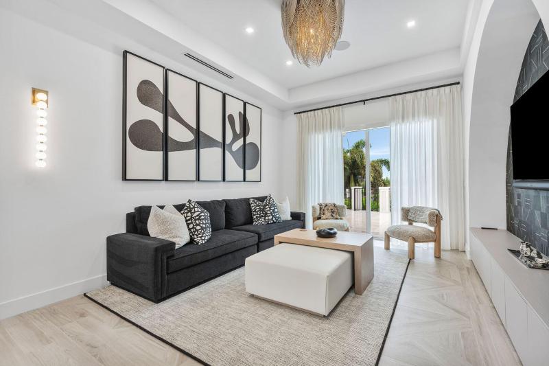  Single Family Homes Photo 47:  Boca Raton,  FL 33432