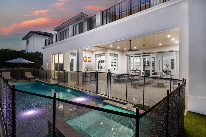  Single Family Homes Photo 76:  Boca Raton,  FL 33432