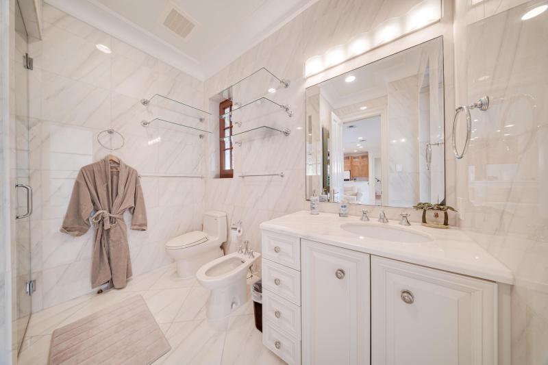  Single Family Homes Photo 105:  Manalapan,  FL 33462