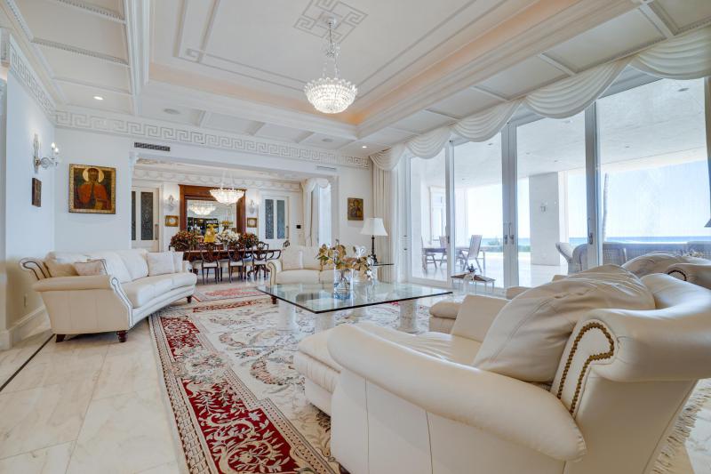  Single Family Homes Photo 18:  Manalapan,  FL 33462