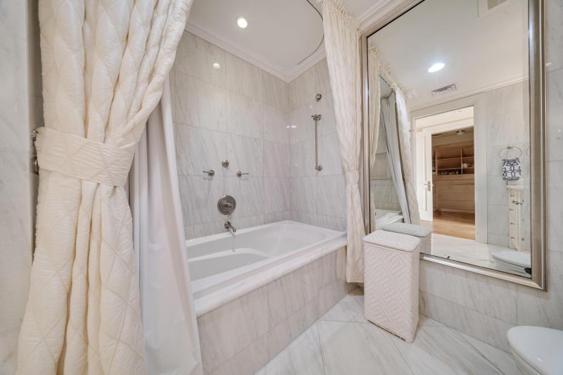  Single Family Homes Photo 83:  Manalapan,  FL 33462