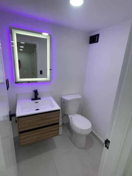  Condo & Townhome Photos