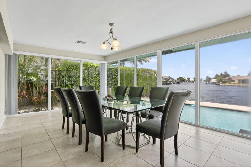  Single Family Homes Photo 22:  Lauderdale By The Sea,  FL 33062