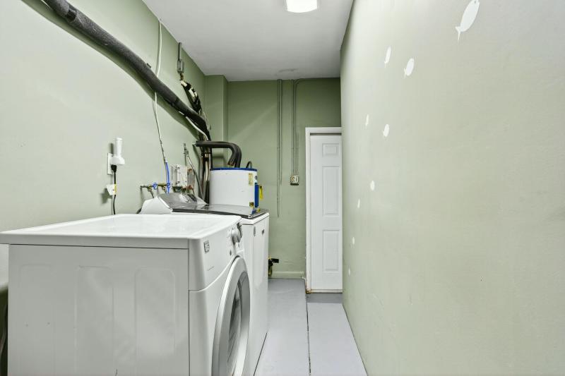  Single Family Homes Photo 37:  Lauderdale By The Sea,  FL 33062