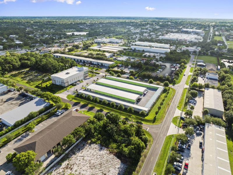  Commercial & Industrial Land Images 