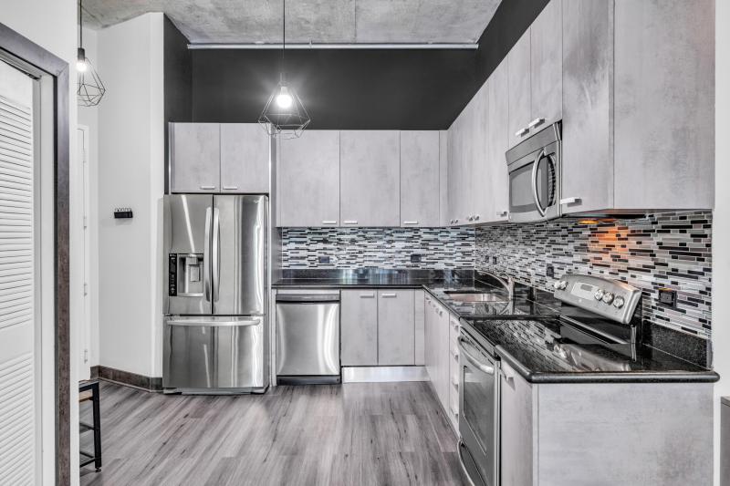  Condo & Townhome Photos