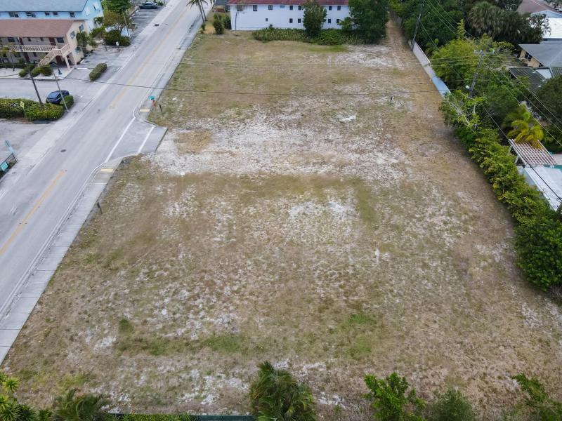  Commercial & Industrial Land Images 