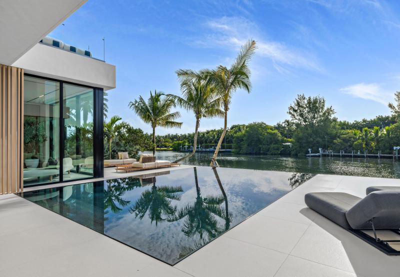  Single Family Homes Photo 13:  Manalapan,  FL 33462