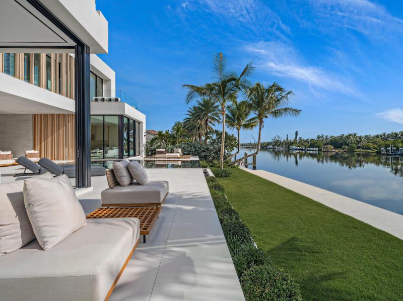  Single Family Homes Photo 16:  Manalapan,  FL 33462