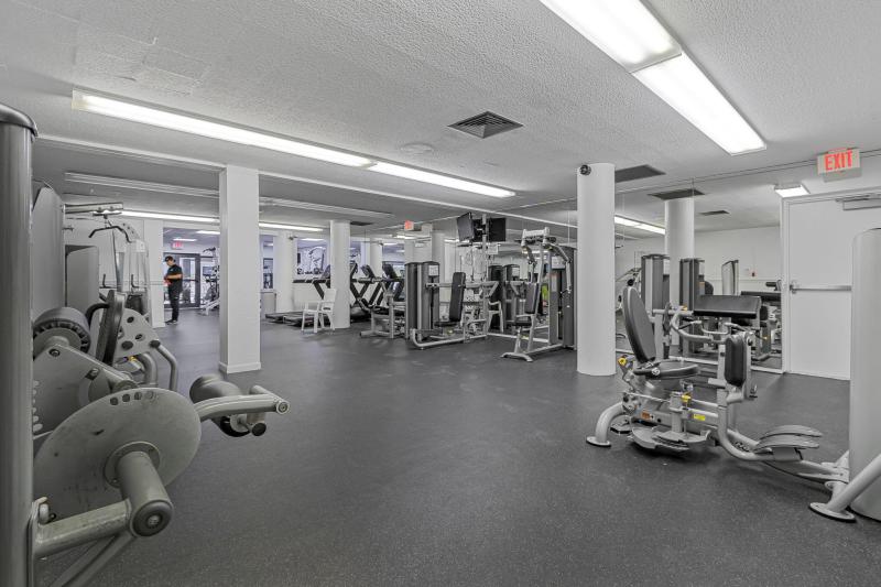  Condo & Townhome Photos
