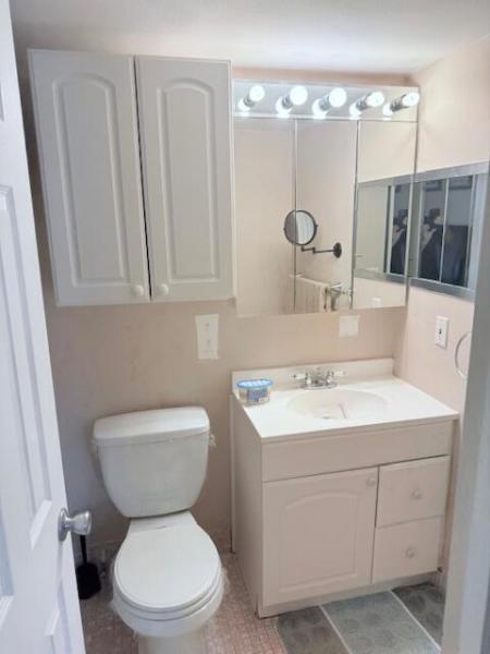  Condo & Townhome Photos