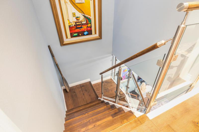 Condo & Townhome Photos