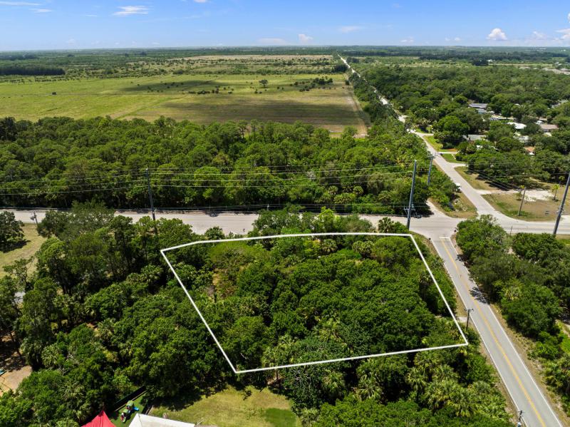  Commercial & Industrial Land Images 