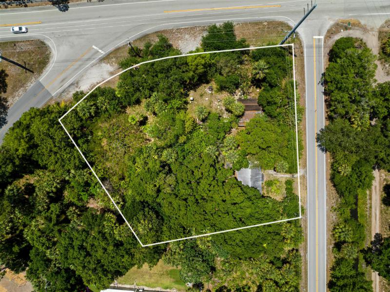  Commercial & Industrial Land Images 