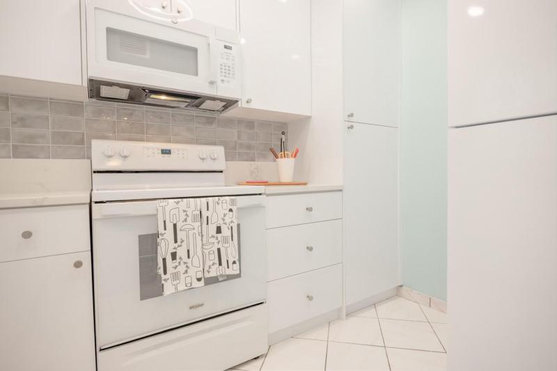  Condo & Townhome Photos