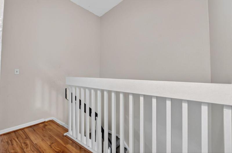  Condo & Townhome Photos