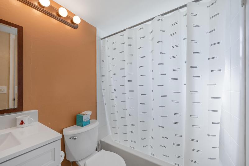  Condo & Townhome Photos
