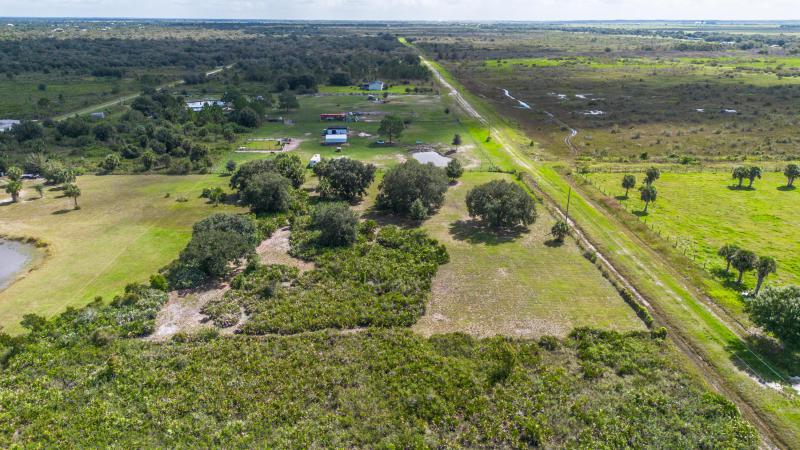  Commercial & Industrial Land Images 