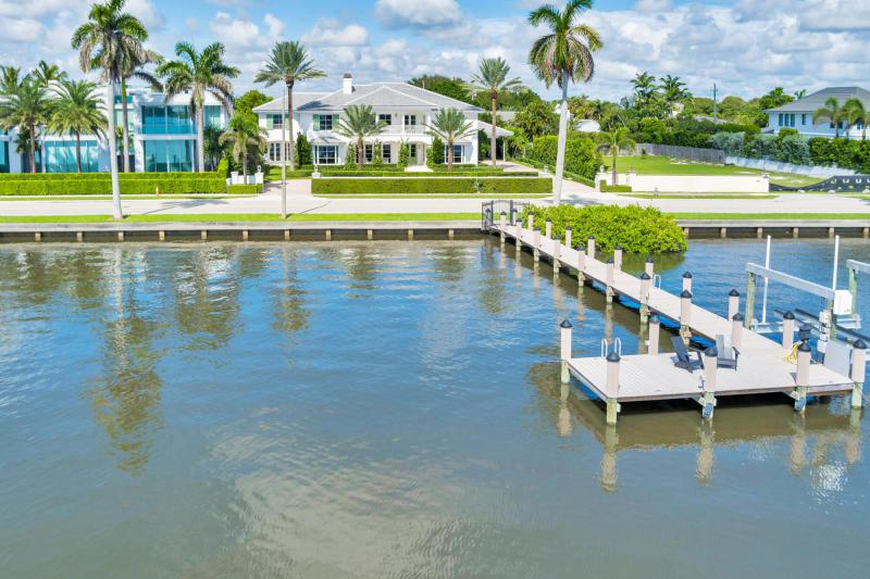  Single Family Homes Photo 2:  West Palm Beach,  FL 33405