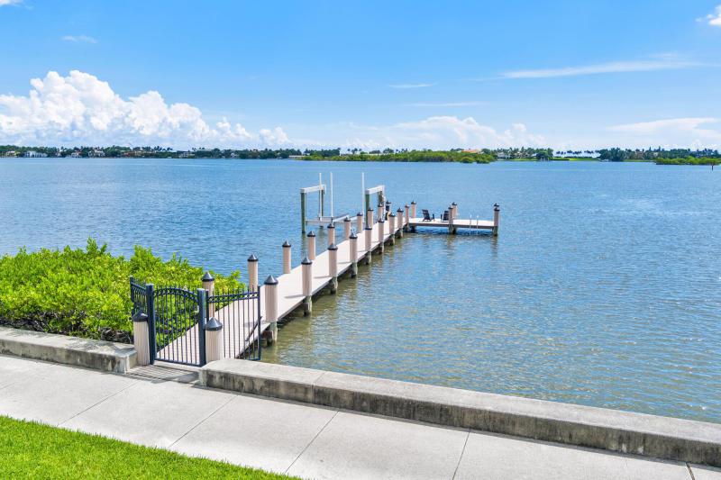  Single Family Homes Photo 42:  West Palm Beach,  FL 33405