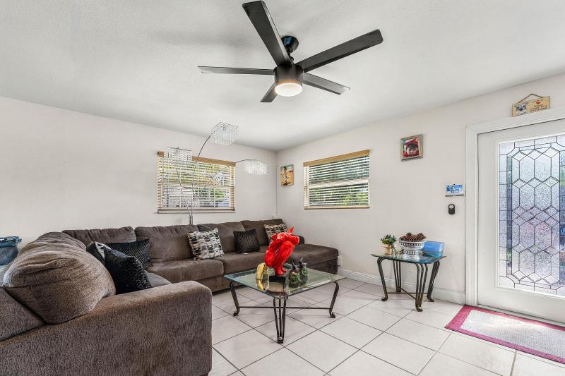 Duplex, Triplex and Fourplex Images