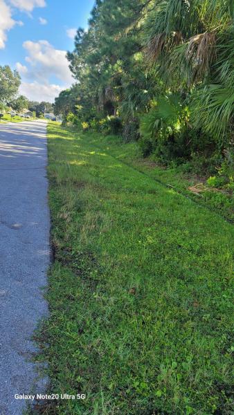  Commercial & Industrial Land Images 