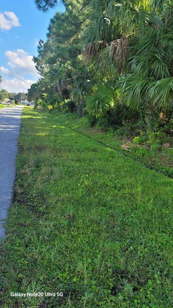  Commercial & Industrial Land Images 