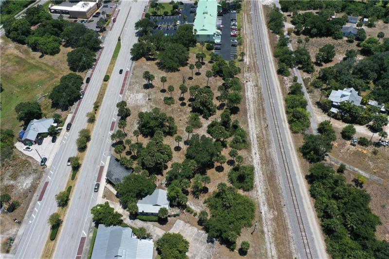  Commercial & Industrial Land Images 