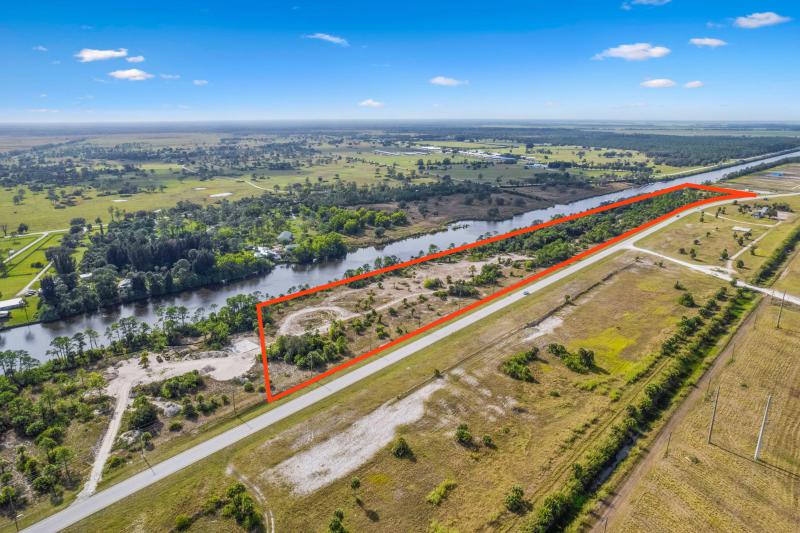  Commercial & Industrial Land Images 