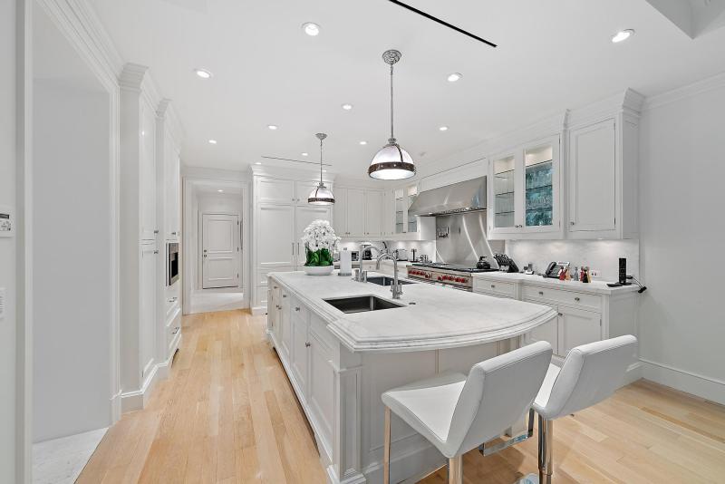  Single Family Homes Photo 11:  Palm Beach,  FL 33480