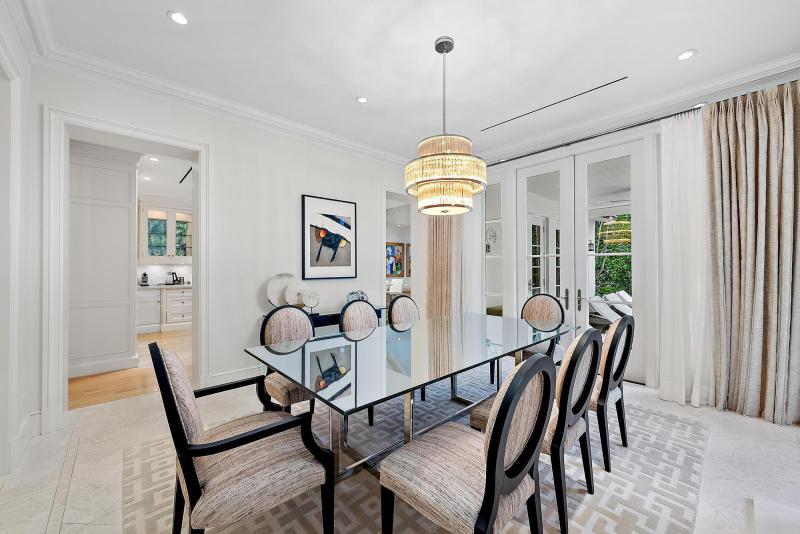  Single Family Homes Photo 5:  Palm Beach,  FL 33480
