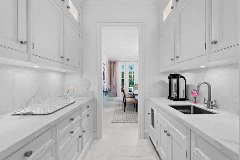  Single Family Homes Photo 7:  Palm Beach,  FL 33480
