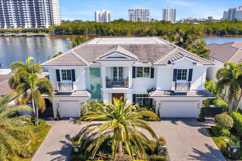  Single Family Homes Photo 5:  Boca Raton,  FL 33487