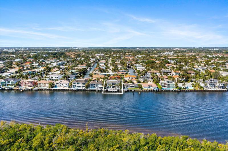  Single Family Homes Photo 9:  Boca Raton,  FL 33487