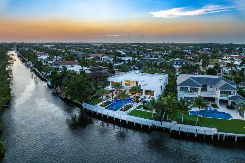  Single Family Homes Photo 3:  Boca Raton,  FL 33432