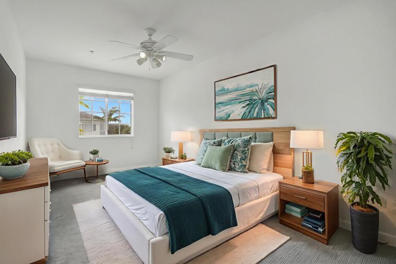  Condo & Townhome Photos